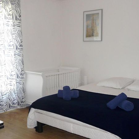 Comme A La Maison Cenon Kültér fotó