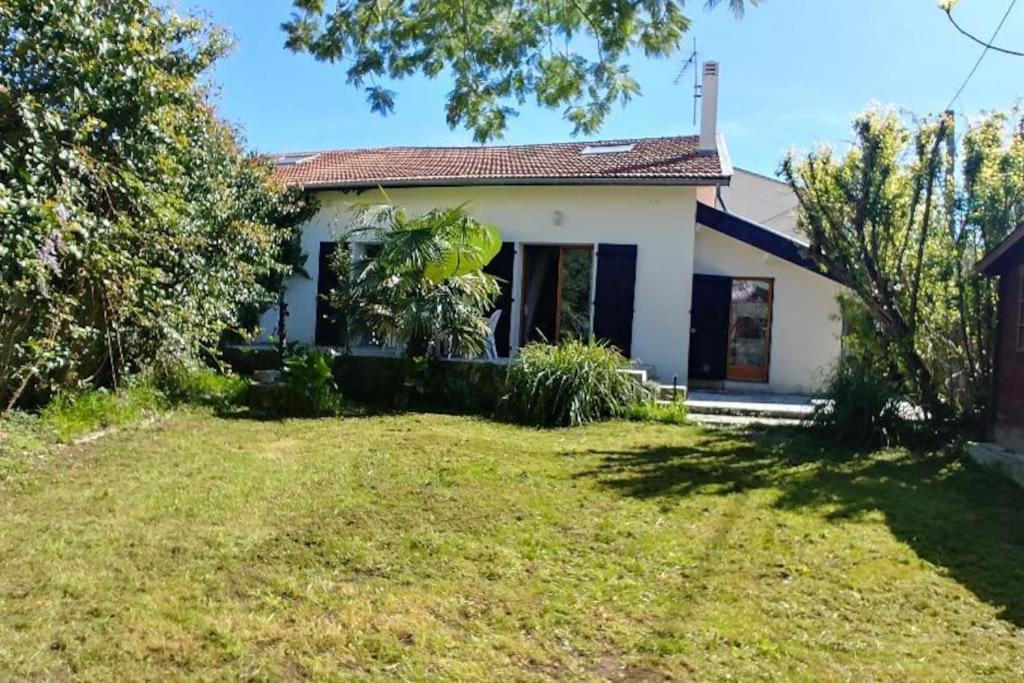 Comme A La Maison Cenon Kültér fotó